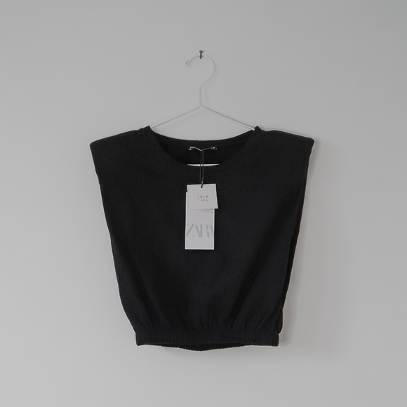 Zara Black Crop Top with Padded Shoulders - Picture 2 of 3